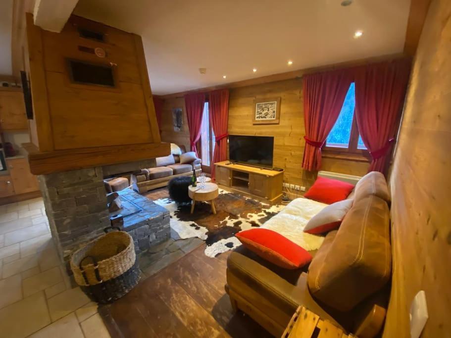 Chalet 6 Chambres A 3 Min Des Pistes Des 3 Vallees St Martin De Belleville 圣马丁德贝尔维尔 外观 照片