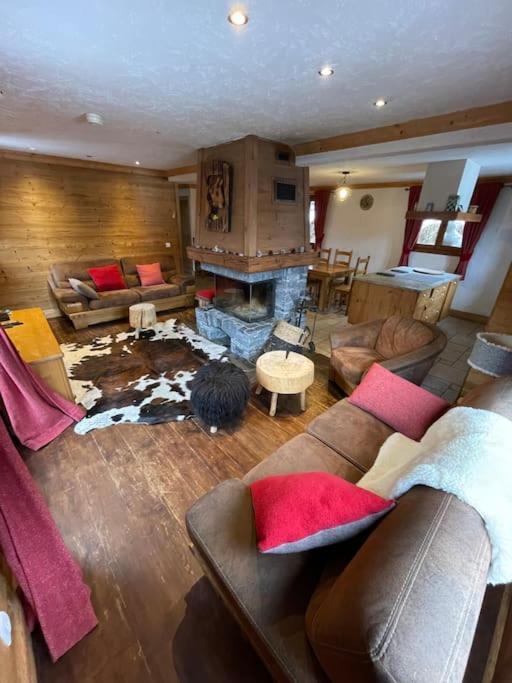 Chalet 6 Chambres A 3 Min Des Pistes Des 3 Vallees St Martin De Belleville 圣马丁德贝尔维尔 外观 照片